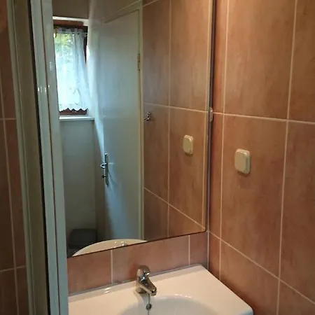 Apartment Near Beach - Butiga *