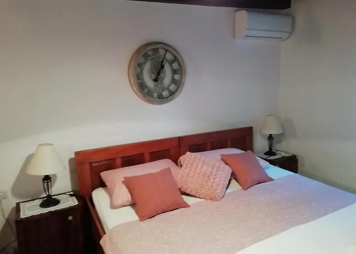 Near - Butiga Apartmán