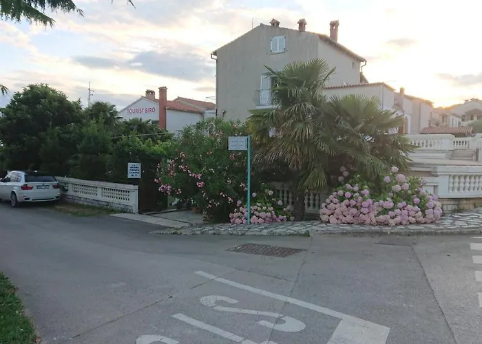 Near - Butiga Apartmán *