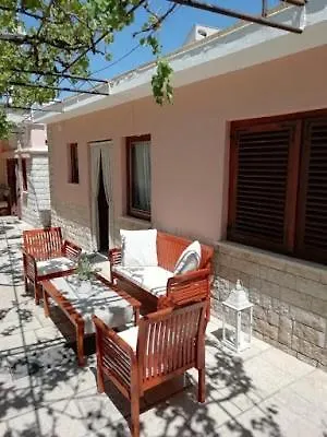 Apartmán Near - Butiga